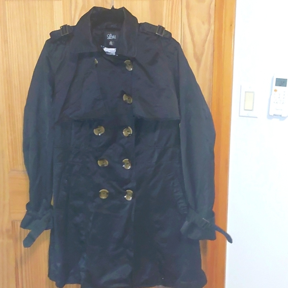 LUII Trench Coat